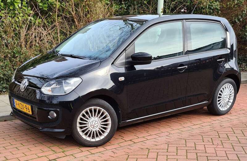 Zwart Gebruikt 2013 VW up! Hatchback | € 7.600 (Eerlijke prijs) - Afbeelding 1/4