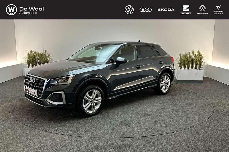 Grijs Gebruikt 2023 Audi Q2 Advanced SUV | € 34.800 (Duur) - Afbeelding 1/4