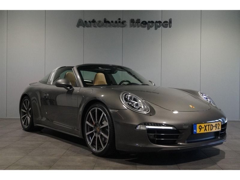 Grijs Gebruikt 2014 Porsche 911 Targa 4S Sport Cabriolet | € 119.950 (Eerlijke prijs) - Afbeelding 1/4