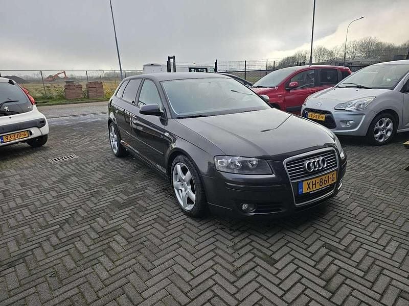 Gebruikt 2008 Audi A3 Attraction Sedan | € 2.550 (Super prijs) - Afbeelding 1/4