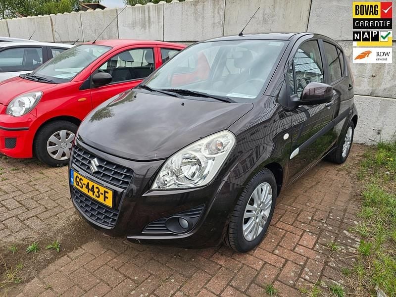 Bruin Gebruikt 2015 Suzuki Splash Exclusive Hatchback | € 6.500 (Eerlijke prijs) - Afbeelding 1/4