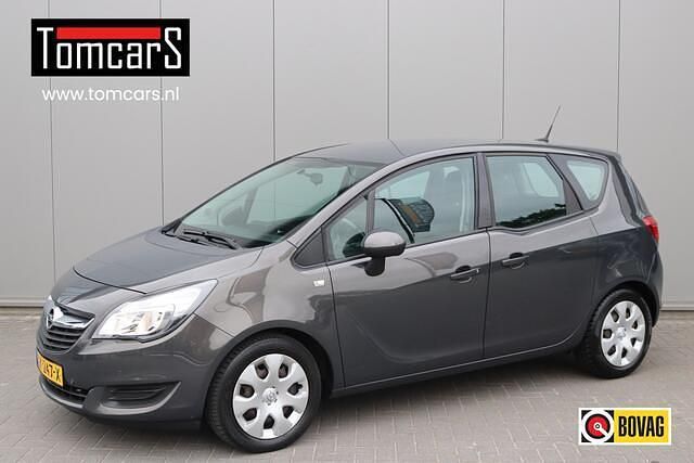 Grijs Gebruikt 2015 Opel Meriva Design Edition MPV | € 8.950 (Eerlijke prijs) - Afbeelding 1/4