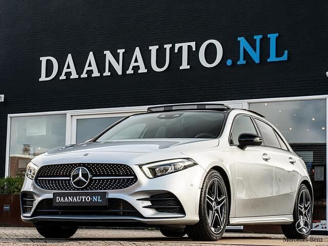 Grijs Gebruikt 2018 Mercedes A200 AMG line Hatchback | € 24.950 (Iets duurder) - Afbeelding 1/4