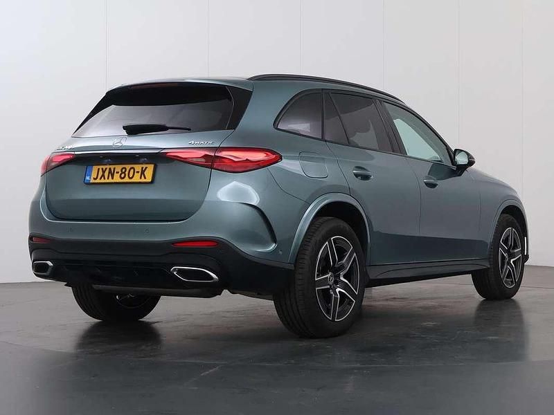 Occasion Mercedes GLC300e AMG line 204 PK (150 kW) 2025 Groen SUV