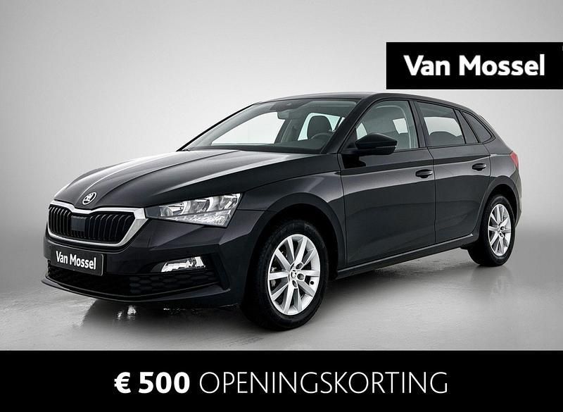 Zwart Gebruikt 2021 Skoda Scala Ambition Hatchback | € 15.900 (Iets duurder) - Afbeelding 1/4