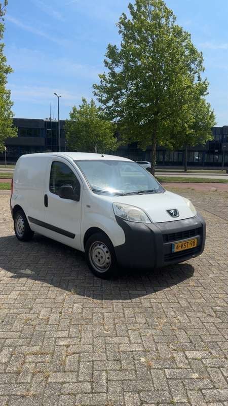 Gebruikt 2012 Peugeot Bipper MPV | € 3.200 (Iets duurder) - Afbeelding 1/4