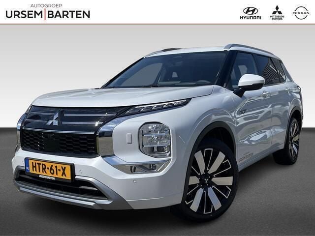 Wit Gebruikt 2025 Mitsubishi Outlander Instyle SUV | € 59.930 - Afbeelding 1/4