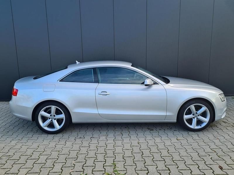 Grijs Gebruikt 2013 Audi A5 Coupé | € 10.995 (Super prijs) - Afbeelding 1/4