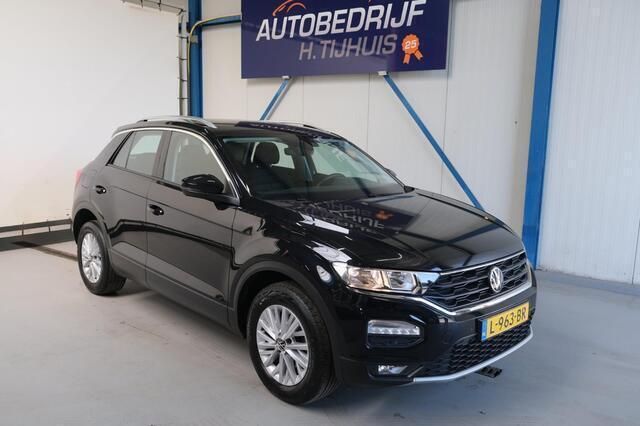 Zwart Gebruikt 2021 VW T-Roc Style SUV | € 18.900 (Goede deal) - Afbeelding 1/4