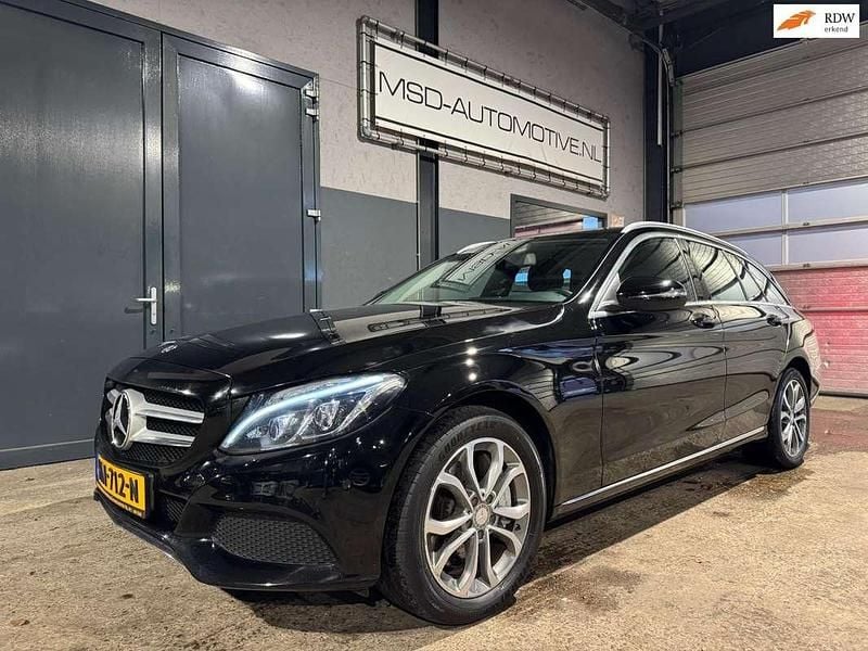 Zwart Gebruikt 2015 Mercedes C350e Edition Stationwagen | € 10.849 (Super prijs) - Afbeelding 1/4