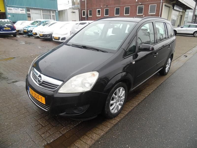 Zwart Occasion 2009 Opel Zafira MPV | € 1.900 (Eerlijke prijs) - Afbeelding 1/4
