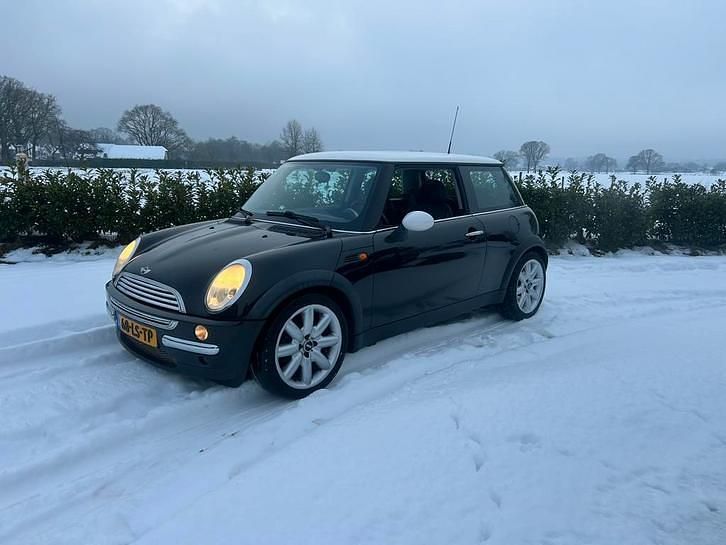 Gebruikt 2003 Mini Cooper Hatchback | € 850 (Eerlijke prijs) - Afbeelding 1/4