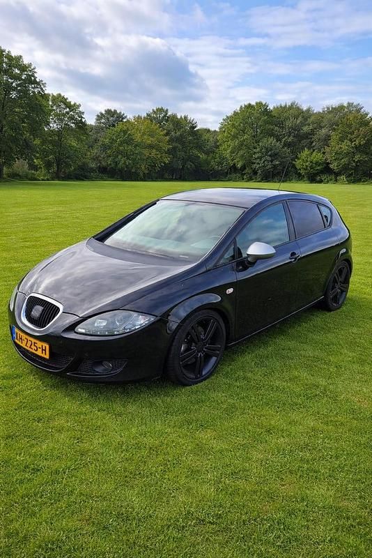 Occasion 2010 Seat Leon FR | € 4.500 - Afbeelding 1/4