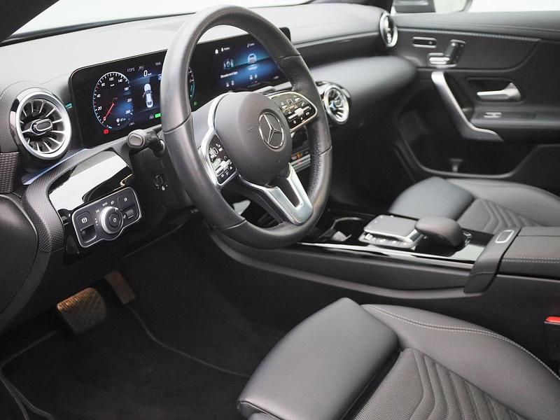 Occasion Mercedes CLA250e Luxury 218 PK (160 kW) 2023 Grijs Sedan