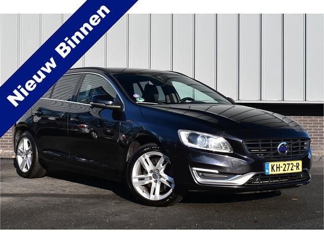 Zwart (metallic) Gebruikt 2015 Volvo V60 Summum Stationwagen | € 17.495 (Eerlijke prijs) - Afbeelding 1/4