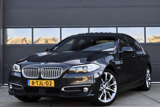 Grijs Gebruikt 2014 BMW 528 Executive Sedan | € 19.450 (Eerlijke prijs) - Afbeelding 1/4