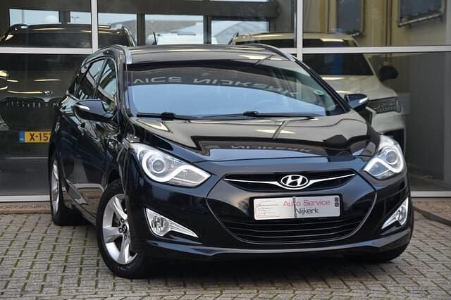 Zwart (metallic) Gebruikt 2012 Hyundai i40 Stationwagen | € 6.450 (Eerlijke prijs) - Afbeelding 1/4