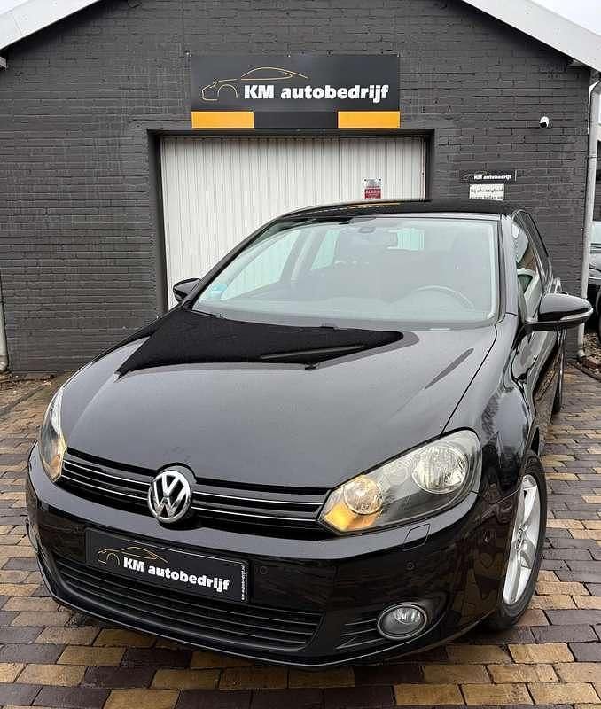 Zwart Gebruikt 2010 VW Golf VI Highline Hatchback | € 6.850 (Eerlijke prijs) - Afbeelding 1/4