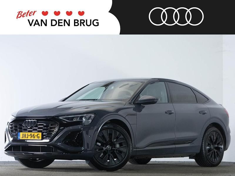 Grijs Occasion 2024 Audi Q8 Sportback e-tron S-Line SUV | € 60.900 (Eerlijke prijs) - Afbeelding 1/4