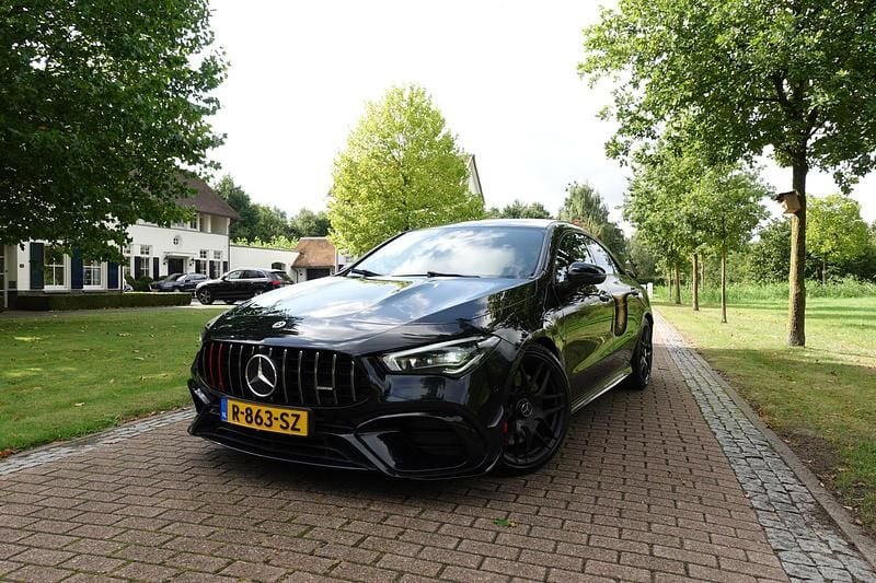 Occasion Mercedes CLA45 AMG Premium Plus 422 PK (310 kW) 2021 Zwart Sedan