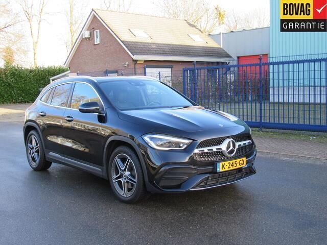 Zwart Gebruikt 2021 Mercedes GLA200 Business SUV | € 33.750 (Duur) - Afbeelding 1/4