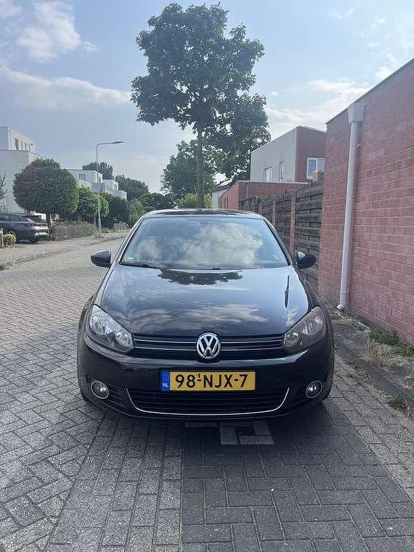 Gebruikt 2010 VW Golf VI Comfortline Sedan | € 5.250 (Duur) - Afbeelding 1/4
