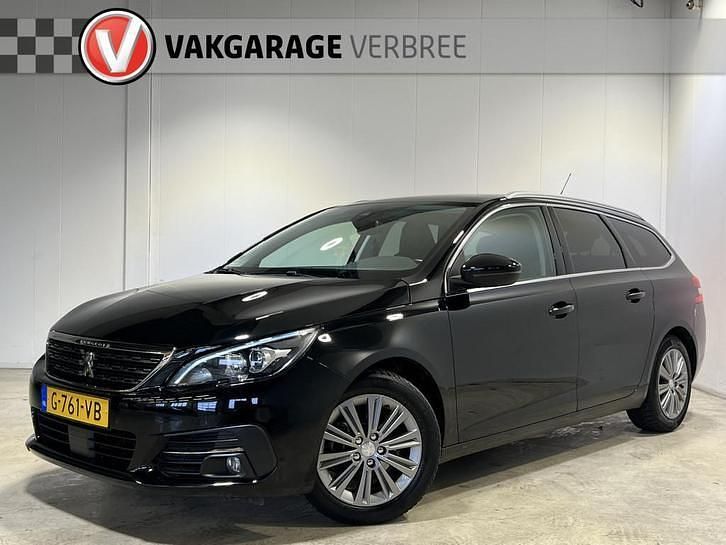 Zwart Occasion 2019 Peugeot 308 SW Premium Stationwagen | € 11.840 (Super prijs) - Afbeelding 1/4