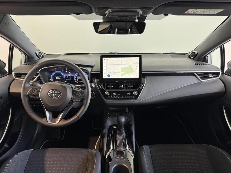 Nieuw Toyota Corolla Hybrid Executive 178 PK (130 kW) 2025 Grijs Hatchback