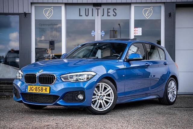 Blauw Gebruikt 2016 BMW 120 M Sport Hatchback | € 15.750 (Eerlijke prijs) - Afbeelding 1/4