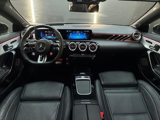 Occasion Mercedes CLA45 AMG AMG 422 PK (310 kW) 2024 Grijs Sedan