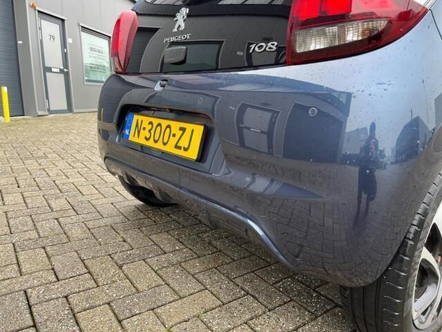 Occasion Peugeot 108 Allure 69 PK (50 kW) 2015 Blauw Hatchback