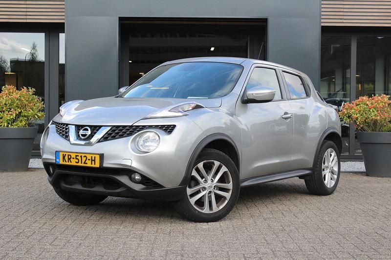 Grijs Gebruikt 2016 Nissan Juke N-Connecta SUV | € 12.950 (Eerlijke prijs) - Afbeelding 1/4