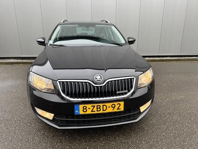 Occasion Skoda Octavia Business Line 110 PK (80 kW) 2014 Zwart Hatchback