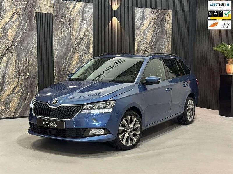 Blauw Gebruikt 2021 Skoda Fabia Business Line Stationwagen | € 12.950 (Goede deal) - Afbeelding 1/4