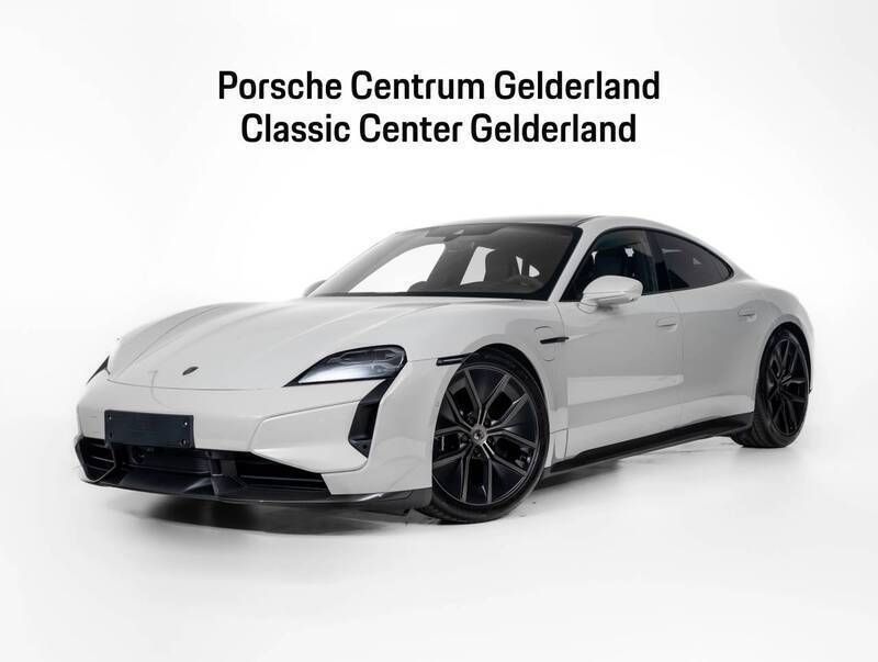 Krijt Nieuw 2024 Porsche Taycan Turbo S Sedan | € 257.790 (Duur) - Afbeelding 1/4