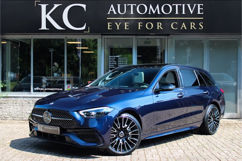 Blauw Gebruikt 2022 Mercedes C300 AMG Stationwagen | € 40.945 (Iets duurder) - Afbeelding 1/4