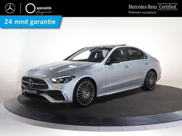 Zilver Gebruikt 2024 Mercedes C180 AMG line Sedan | € 54.850 (Duur) - Afbeelding 1/4