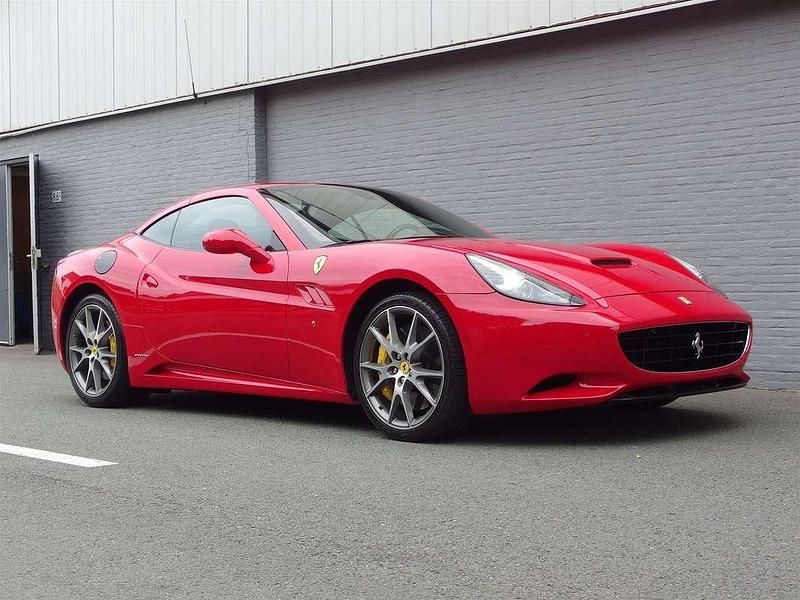 Rood Gebruikt 2013 Ferrari California Cabriolet | € 107.500 - Afbeelding 1/4