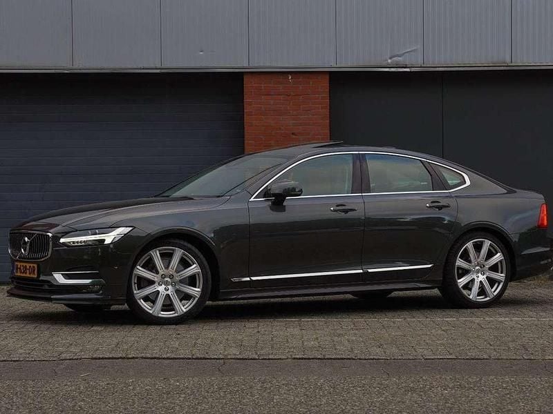 Grijs Occasion 2020 Volvo S90 Inscription Sedan | € 25.000 (Goede deal) - Afbeelding 1/4