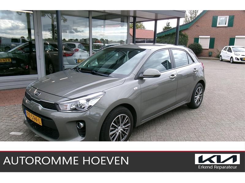 Groen Gebruikt 2017 Kia Rio Turbo Hatchback | € 11.940 (Eerlijke prijs) - Afbeelding 1/4