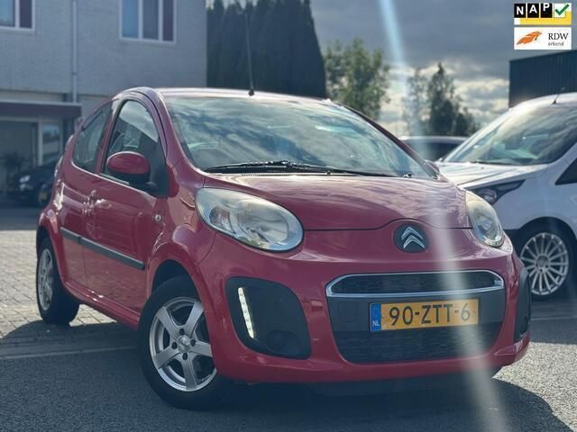 Rood Gebruikt 2013 Citroën C1 Hatchback | € 3.750 (Eerlijke prijs) - Afbeelding 1/4