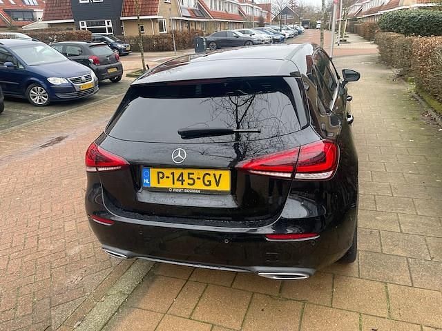 Occasion Mercedes A200 2018 Zwart (metallic) Hatchback