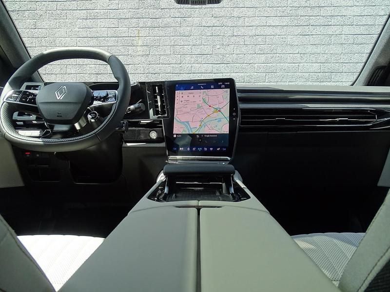 Nieuw Renault Espace Iconic 200 PK (147 kW) 2025 Grijs MPV