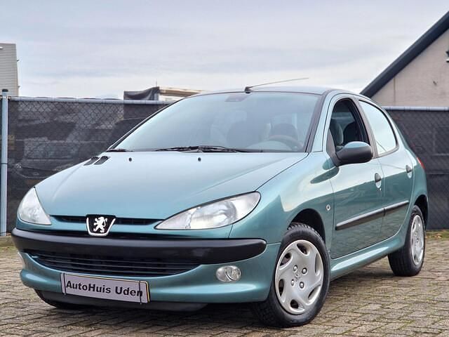Occasion Peugeot 206 75 PK (55 kW) 2000 Groen (metallic) Hatchback