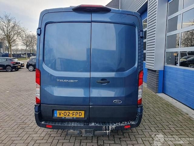 Occasion Ford Transit Limited 2020 Blauw Hatchback