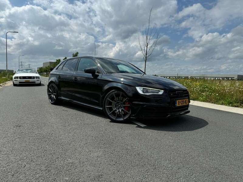 Zwart Gebruikt 2014 Audi S3 Hatchback | € 21.000 (Iets duurder) - Afbeelding 1/4