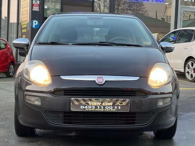 Zwart Gebruikt 2010 Fiat Punto Evo Hatchback | € 3.250 - Afbeelding 1/4