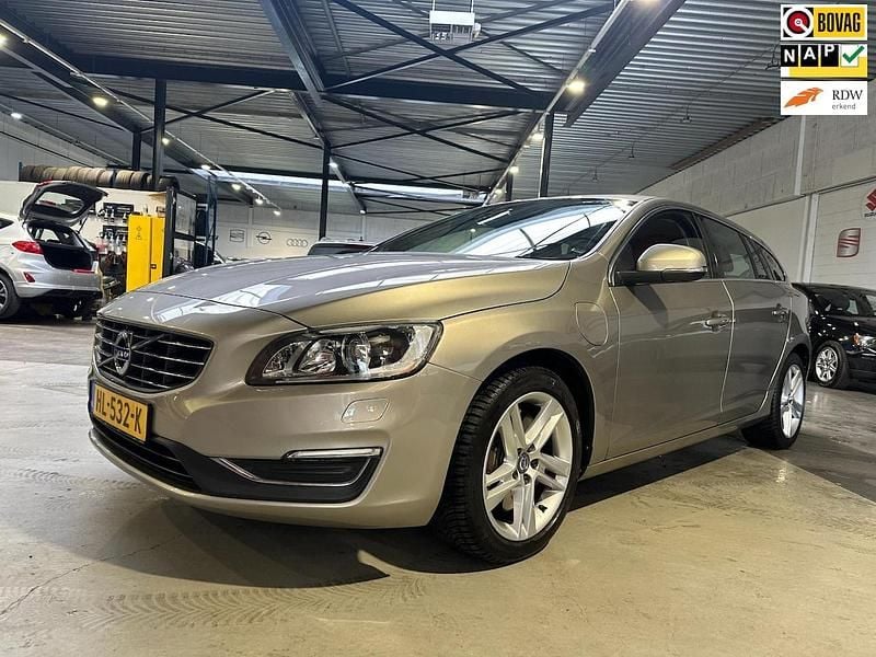 Occasion Volvo V60 R-Design 2015 Grijs Stationwagen