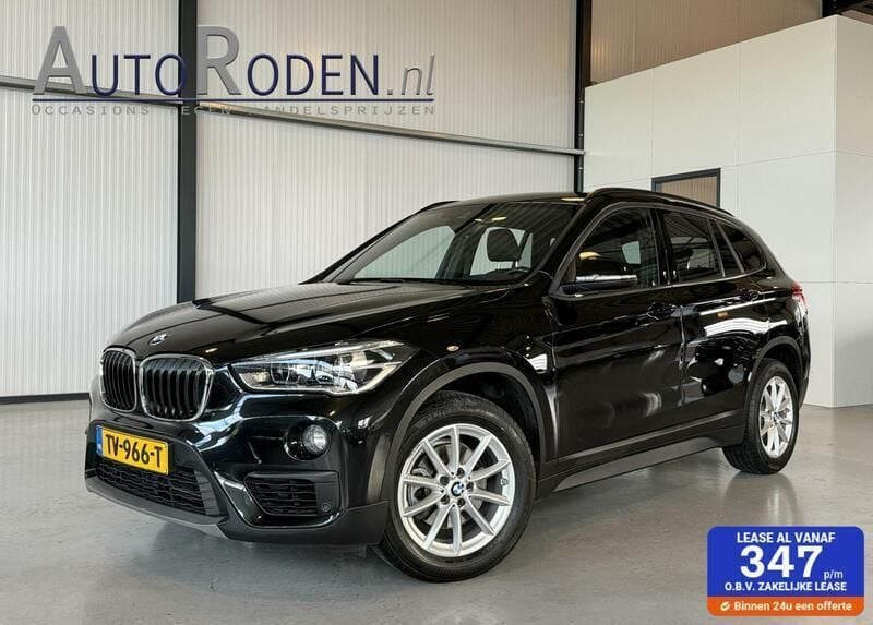 Zwart Gebruikt 2018 BMW X1 SUV | € 21.450 (Eerlijke prijs) - Afbeelding 1/4