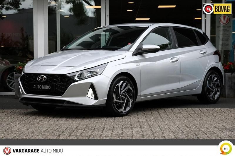 Grijs Gebruikt 2021 Hyundai i20 Premium Hatchback | € 21.845 (Eerlijke prijs) - Afbeelding 1/4